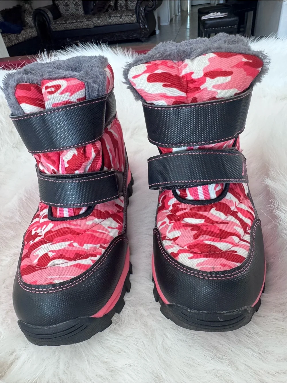 Kids Pink Camo Insulated Snow Boots with Faux Fur Lining